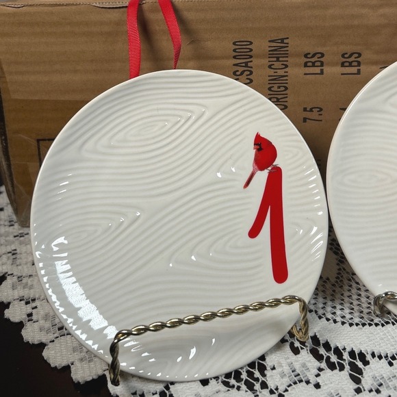 Temptations Tara's Cardinal Ceramic Christmas Ornament Plates (Set of 12) (#3) - Picture 2 of 10
